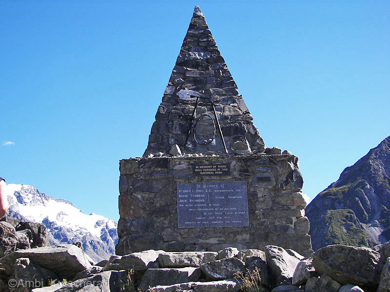 Aoraki Mt. Cook NP - Denkmal für die Verstorbenen in diesem NPn