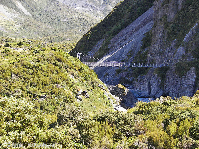 Aoraki Mt. Cook NP - Hooker Valley Track - Hängebrücke